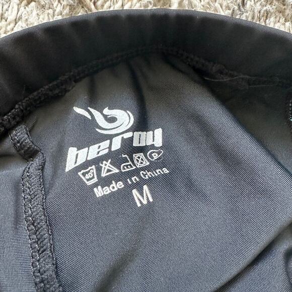 Belroy Woman’s Cycling Shorts with Seat Cushion Size Medium - Picture 4 of 7